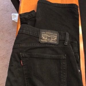 Black Levi’s jeans 34x30